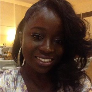 Meet your Posher, Latesha